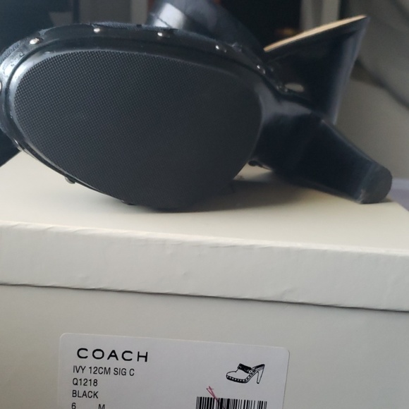 Coach Clogs - Picture 4 of 7